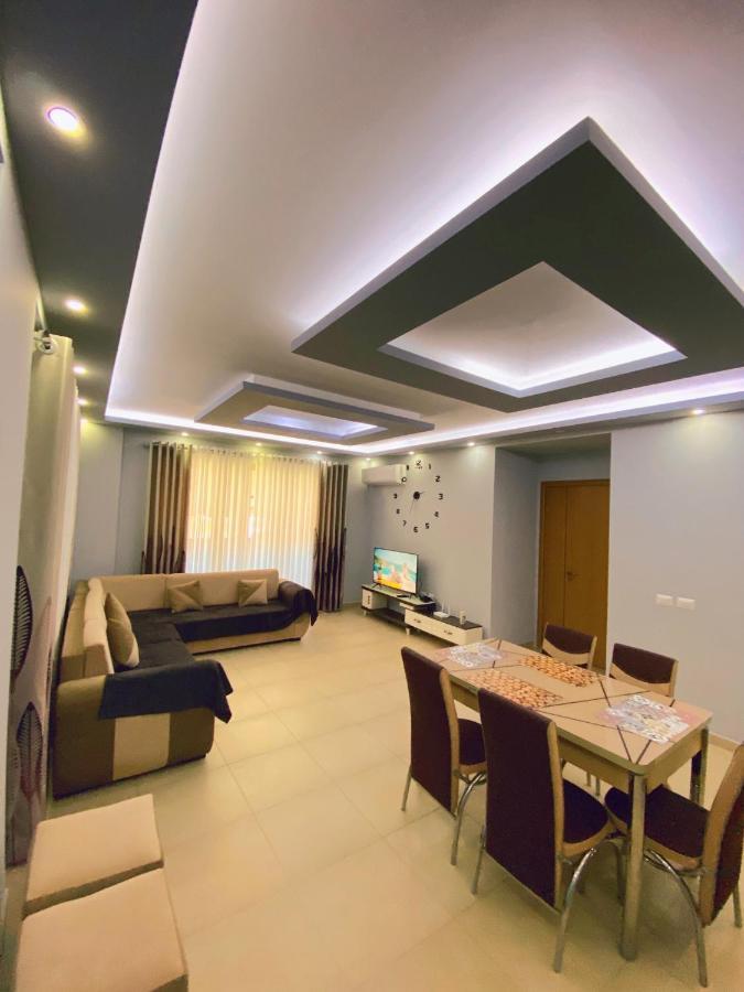 Chloe Apartament Берат Екстериор снимка